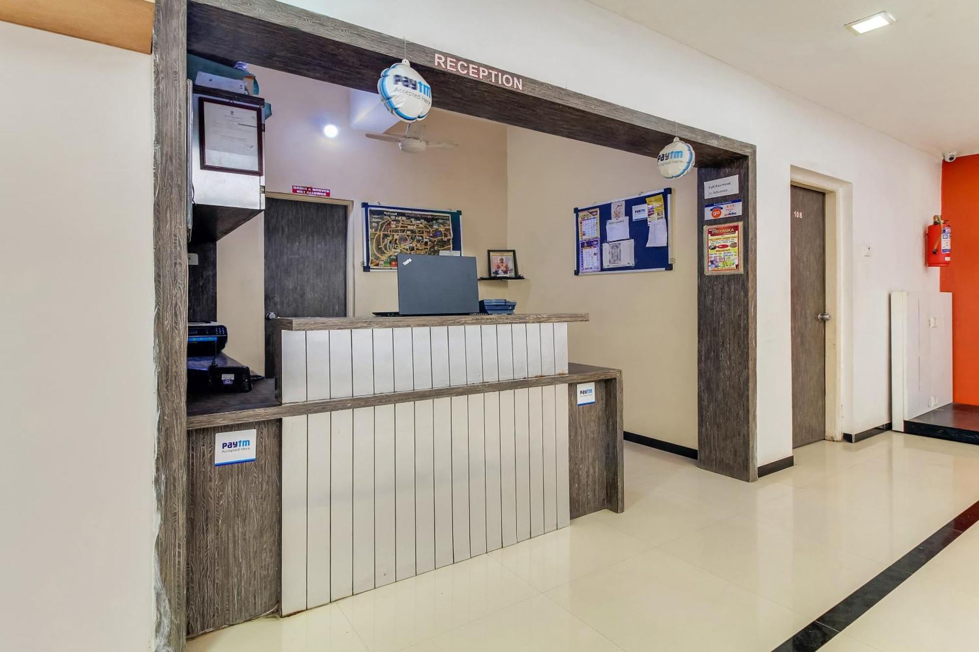 Hotel O Priyanka Residency Солапур Экстерьер фото